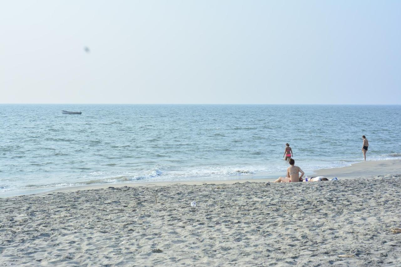 Sea Breeze Beach Home Alappuzha Ngoại thất bức ảnh